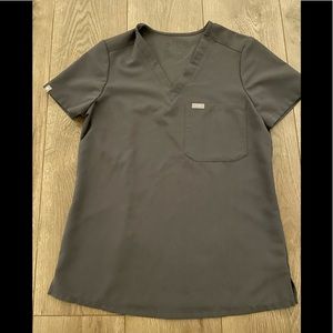 Figs Women’s Catarina XS Grey Scrub Top❣️